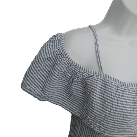Style Envy Striped Blue/White Seersucker Off-The-Shoulder Blouse Lace Ruffle M - Picture 3 of 7